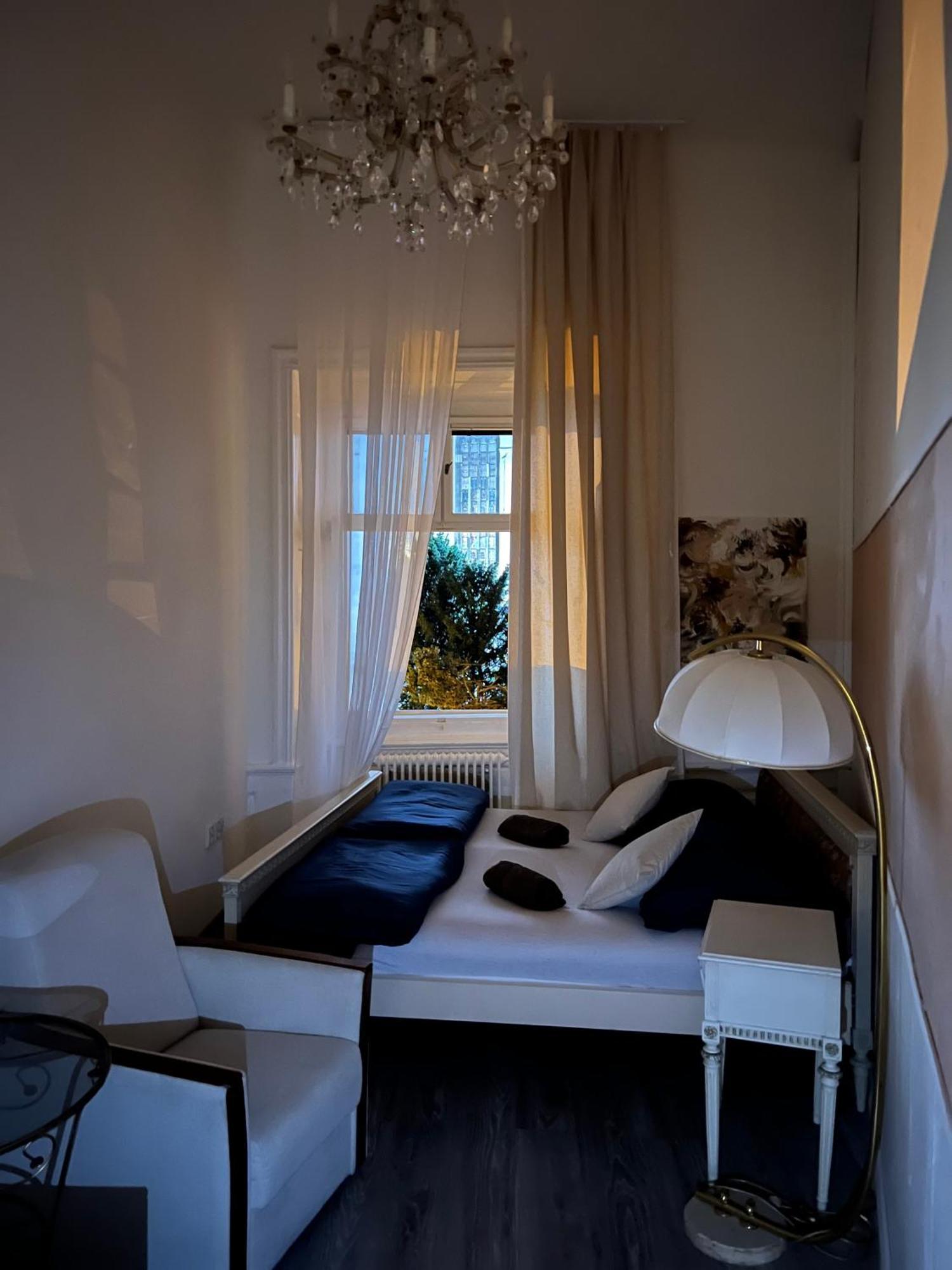 Csaky Palace Bratislava 1 Lägenhet Exteriör bild